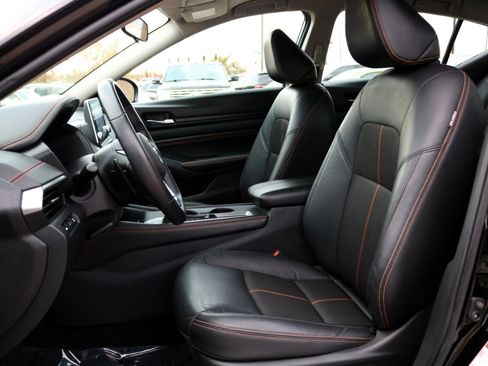 Used 2021 Nissan Altima 2.5 SR image 21