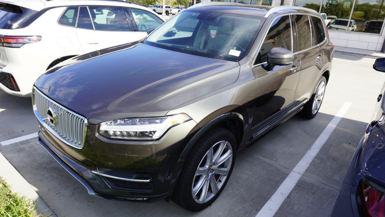 Used 2018 Volvo XC90 T6 Inscription w/ Convenience Package AWD/4WD image 4