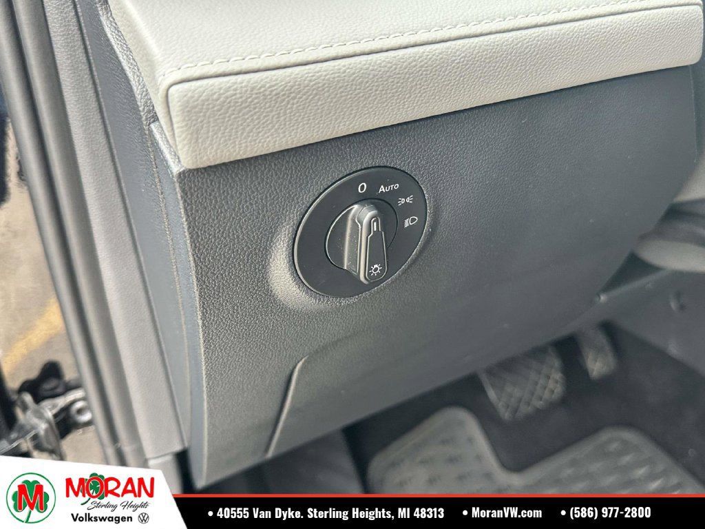 Certified 2024 Volkswagen Taos SE AWD/4WD image 20
