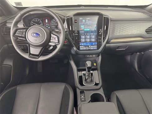 Used 2025 Subaru Forester Touring image 5