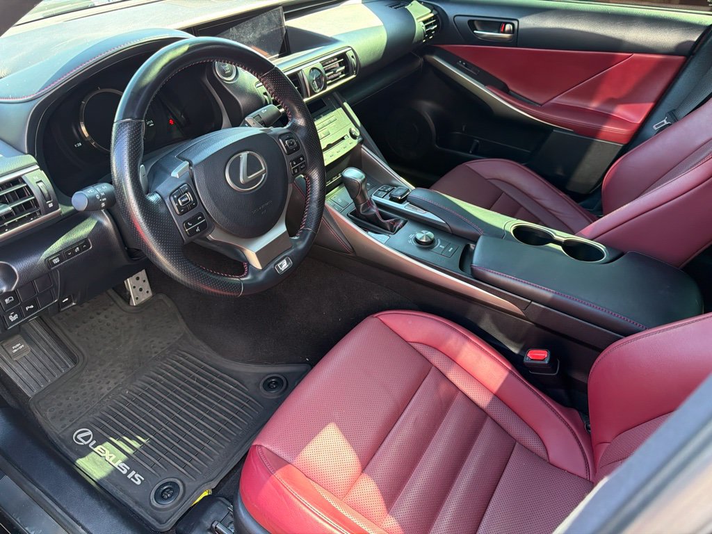 Used 2020 Lexus IS 300 F Sport w/ F Sport Package AWD/4WD image 7