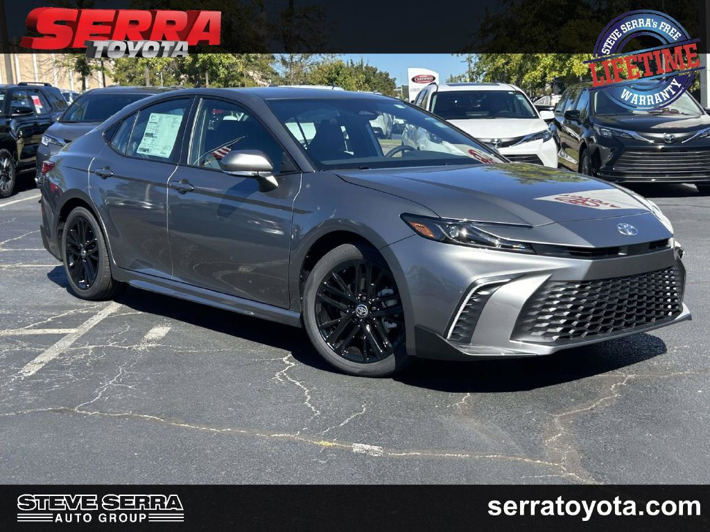 New 2026 Toyota Camry SE FWD image 1
