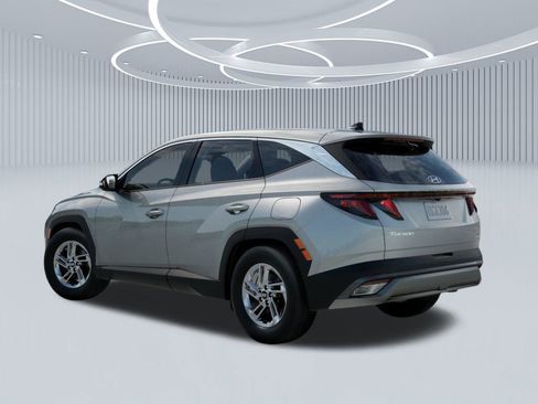 New 2026 Hyundai Tucson SE image 5