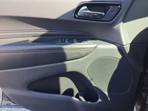 Used 2023 Dodge Durango GT image 16