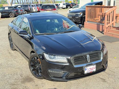 Used 2020 Lincoln MKZ Reserve w/ Monochromatic Package AWD/4WD image 2