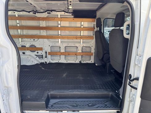 Used 2017 Ford Transit 250 130 Low Roof w/ Exterior Upgrade Package RWD image 11