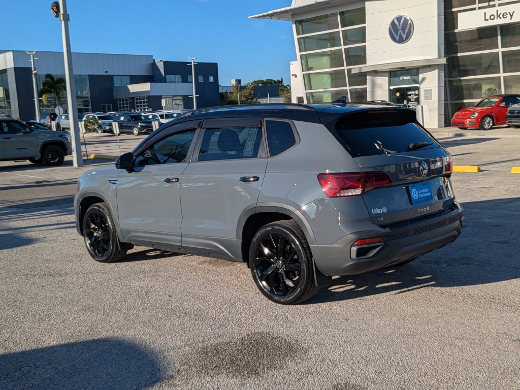Certified 2024 Volkswagen Taos SE w/ Taos Adventure Package (SXB) FWD image 4
