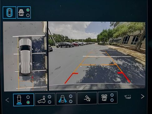 New 2026 GMC Yukon XL Denali w/ Denali Reserve Package AWD/4WD image 12