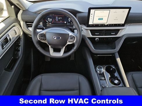 New 2025 Ford Explorer Active w/ Active Comfort Package image 4