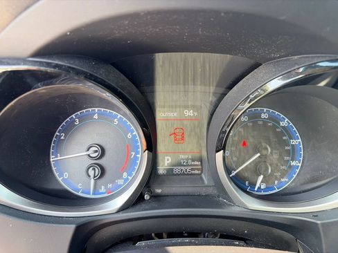 Used 2015 Toyota Corolla S Premium FWD image 22