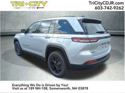 New 2025 Jeep Grand Cherokee Altitude