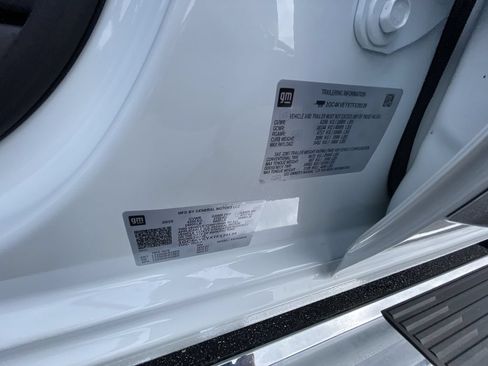 Certified 2026 Chevrolet Silverado 3500 High Country AWD/4WD image 33