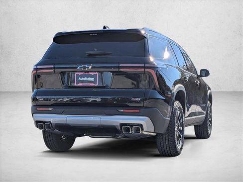 New 2026 Chevrolet Traverse Z71 w/ Enhanced Driving Package image 4