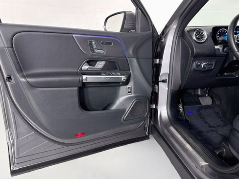 Certified 2023 Mercedes-Benz GLB 250 image 22