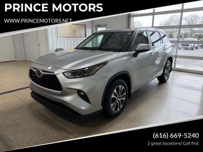 Used 2023 Toyota Highlander XLE