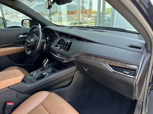 Certified 2023 Cadillac XT4 Premium Luxury w/ Enhanced Visibility Package AWD/4WD image 50