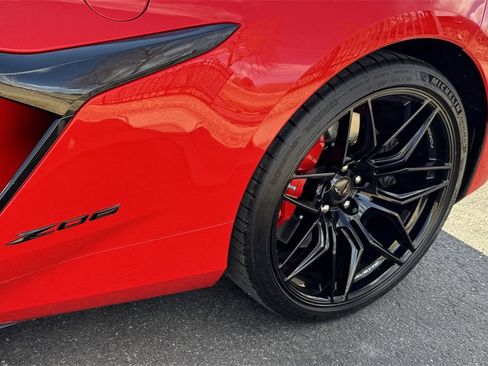 Used 2025 Chevrolet Corvette Z06 image 12