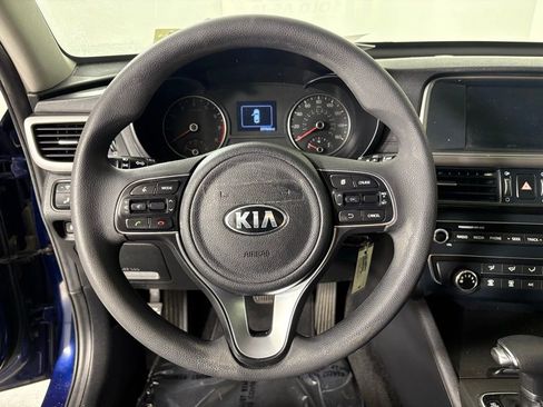 Used 2018 Kia Optima LX w/ 17" Alloy Wheels Package image 22