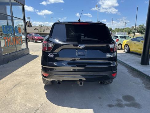 Used 2017 Ford Escape SE w/ Equipment Group 201A FWD image 7