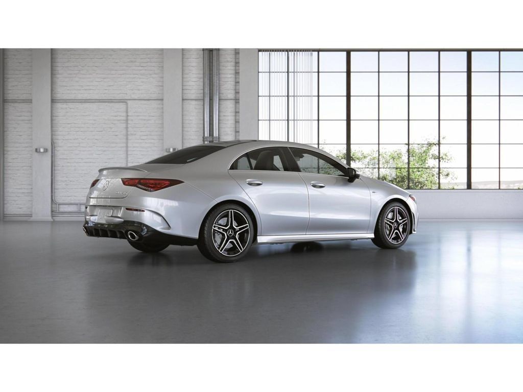 Certified 2022 Mercedes-Benz CLA 35 AMG 4MATIC image 21