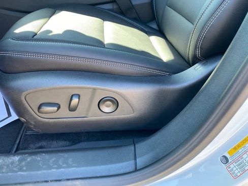 New 2026 Chevrolet Blazer EV LT image 10