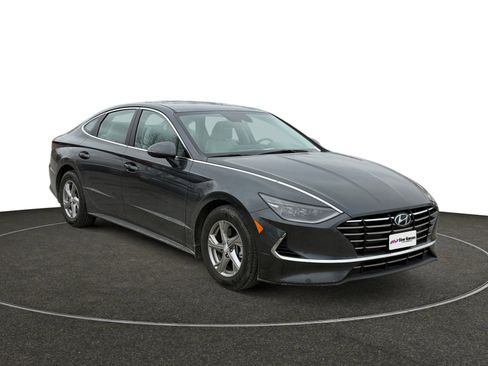 Used 2023 Hyundai Sonata SE image 9