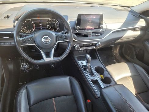 Used 2022 Nissan Altima 2.5 SR image 8