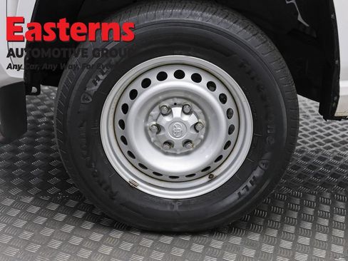 Used 2024 Toyota Tacoma SR RWD image 28