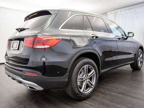 Used 2020 Mercedes-Benz GLC 300 4MATIC w/ Parking Assistance Package image 30