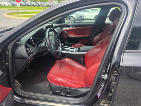 Used 2022 Kia Stinger GT1 w/ Red Interior Color Package AWD/4WD image 10