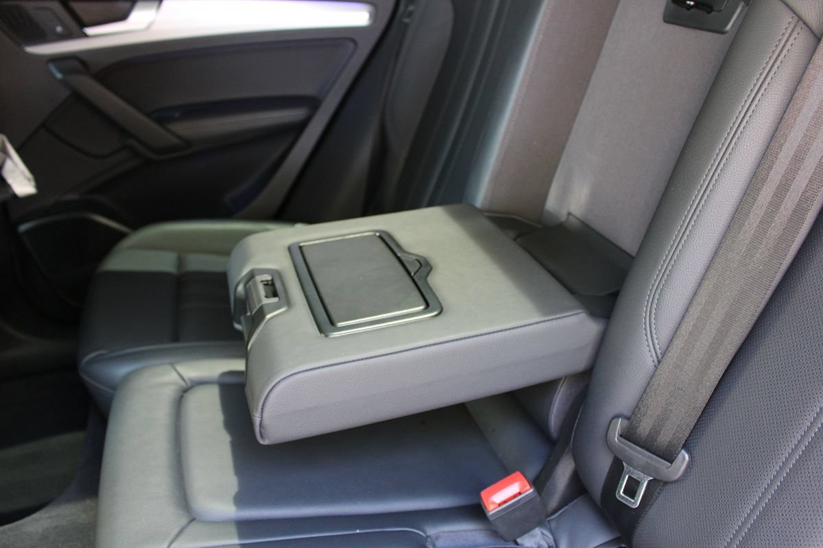 Used 2018 Audi SQ5 Prestige w/ Prestige Package AWD/4WD image 14