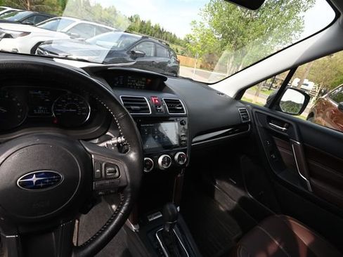 Used 2018 Subaru Forester 2.0XT Touring AWD/4WD image 10