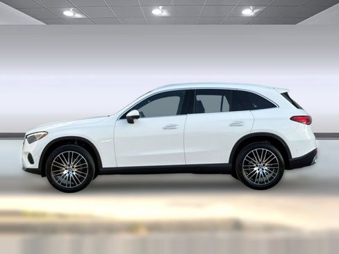 New 2026 Mercedes-Benz GLC 300 image 2