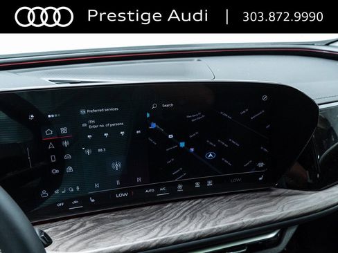Used 2025 Audi Q5 Premium w/ Convenience Package image 16