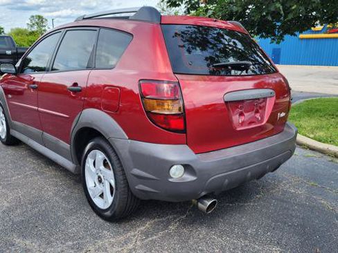 Used 2006 Pontiac Vibe w/ Sun And Sound Package FWD image 7