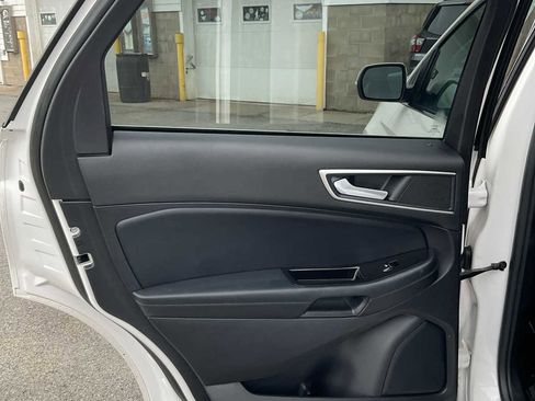 Used 2019 Ford Edge SEL w/ Equipment Group 201A image 36