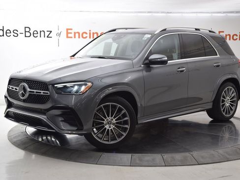 Used 2025 Mercedes-Benz GLE 350 4MATIC image 2