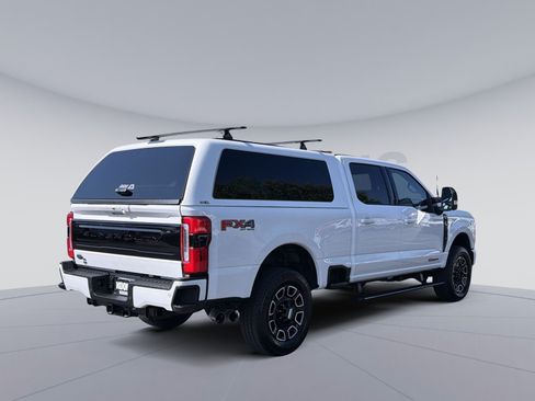 Used 2025 Ford F350 Platinum w/ FX4 Off-Road Package AWD/4WD image 7