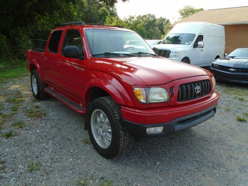Used 2004 Toyota Tacoma PreRunner RWD image 3