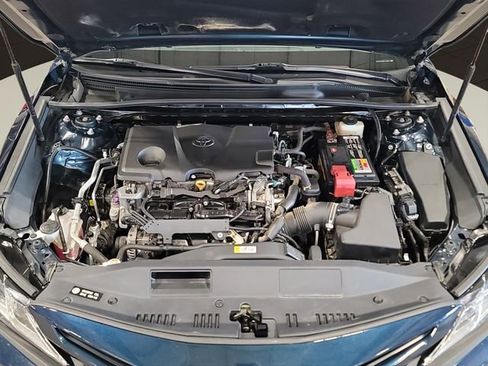 Used 2018 Toyota Camry SE FWD image 31