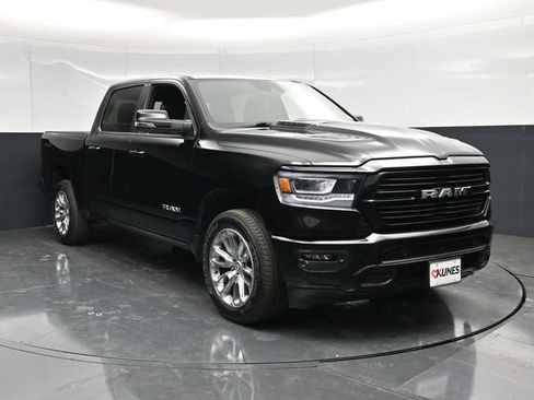 Used 2023 RAM 1500 Laramie AWD/4WD image 6