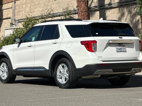 Certified 2023 Ford Explorer XLT w/ Equipment Group 202A RWD image 5