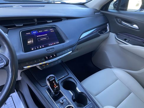 Used 2021 Cadillac XT4 Luxury image 23