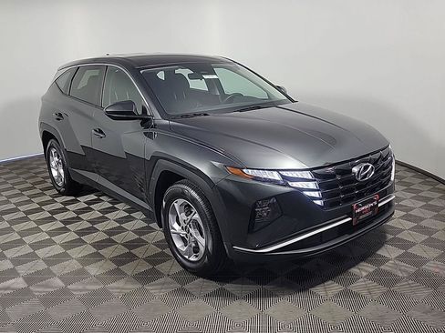 Used 2023 Hyundai Tucson SE FWD image 1