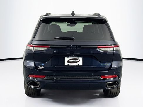 Used 2023 Jeep Grand Cherokee 30th Anniversary image 10