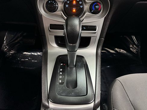 Used 2017 Ford Fiesta SE FWD image 20