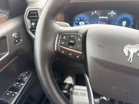 Used 2025 Ford Bronco Sport Outer Banks w/ Outer Banks Tech Package+ image 31