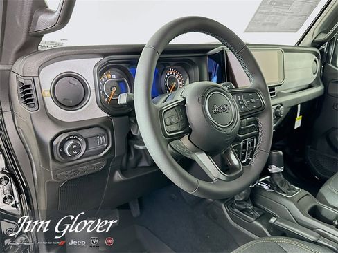 New 2026 Jeep Gladiator Sport image 24