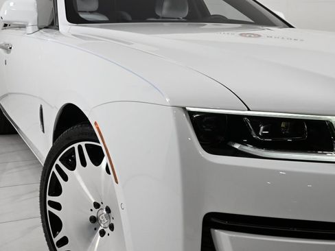 Used 2023 Rolls-Royce Ghost Black Badge w/ Black Badge Ghost Package image 40