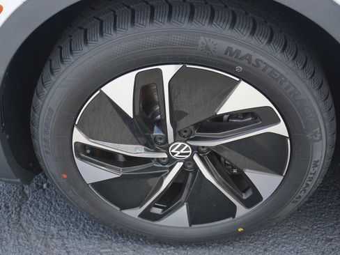 Used 2021 Volkswagen ID.4 Pro RWD image 11